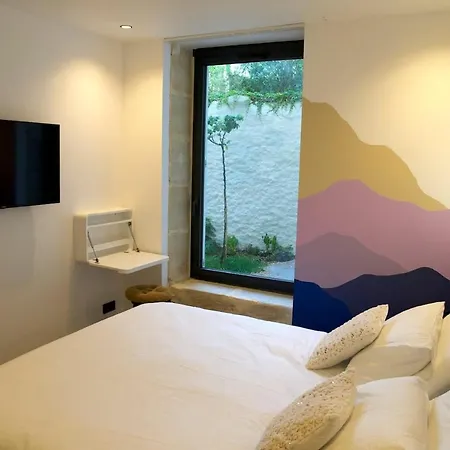 Roma Divine Cinéma Et Jardin * Nîmes