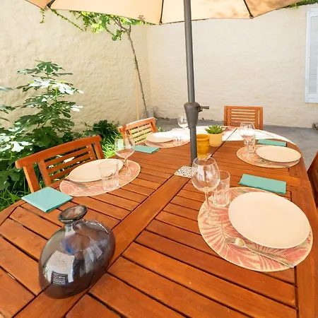 Roma Divine Cinema Et Jardin Apartman