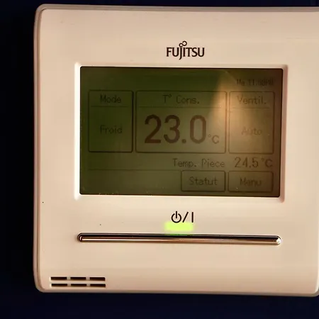 Roma Divine Cinema Et Jardin * Nîmes