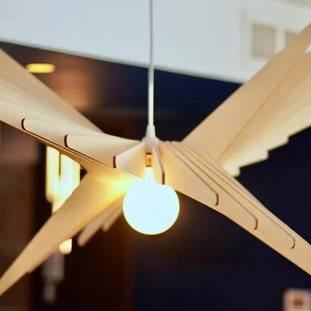 Roma Divine Cinéma Et Jardin Nîmes