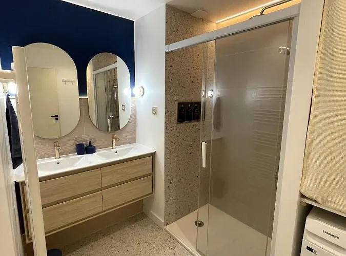 Lägenhet Roma Divine Cinema Et Jardin Nîmes