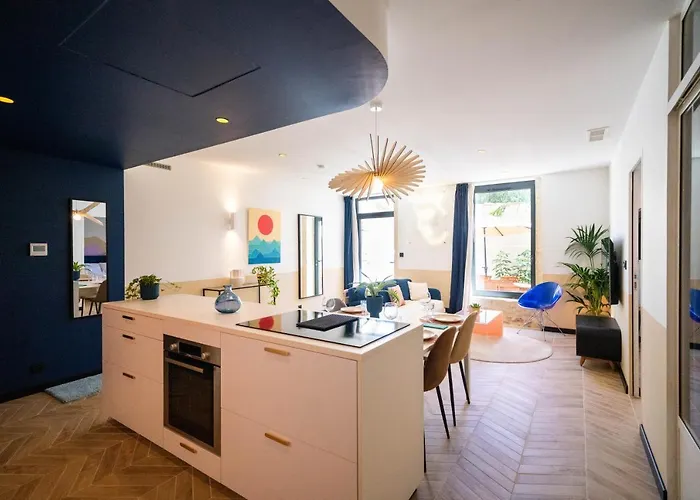 Lägenhet Roma Divine Cinema Et Jardin *