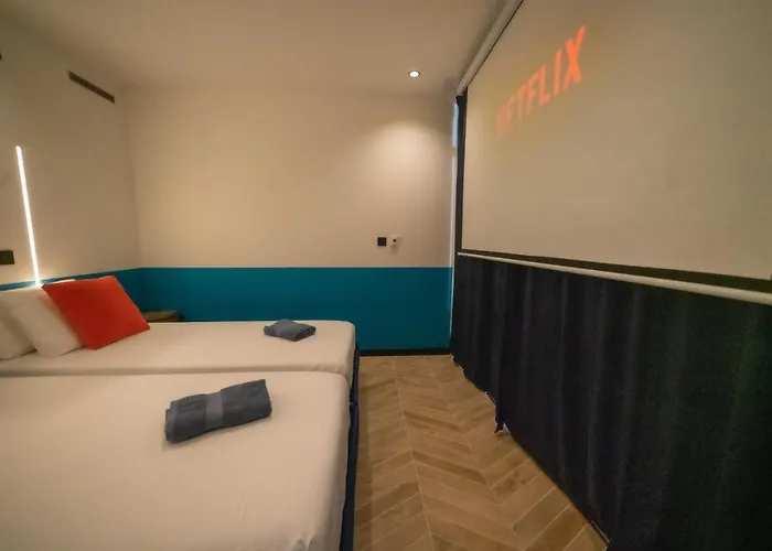 Lägenhet Roma Divine Cinema Et Jardin Nîmes