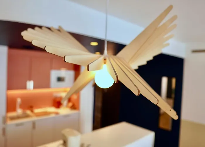 Roma Divine Cinema Et Jardin Lejlighed Nîmes